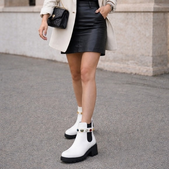 Forever Link Shoes - Forever Link Women's Chelsea Studded Strap Chunky Ankle Boots White Size 7 New